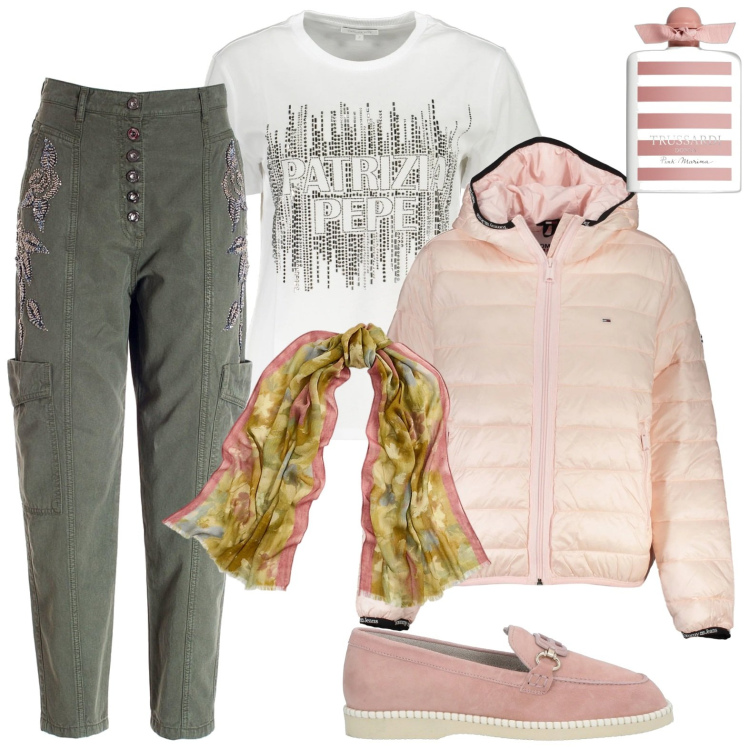 Outfit donna - Total look #2005697. Stile Casual per Tutti i giorni. Abbinamento con profumi, mocassini, pantaloni, sciarpe, blazer, t-shirt.