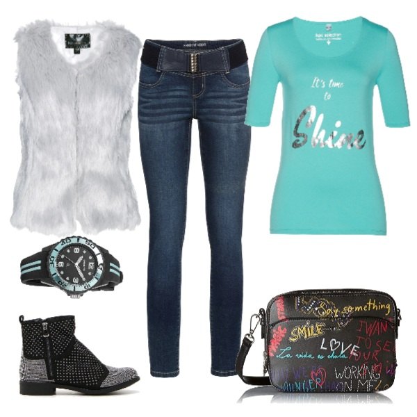 Outfit donna - Sportivo. Stile Urban per Tutti i giorni. Abbinamento con gilet, jeans skinny, maglia con stampa argento e verde, stivaletti, borsa a tracolla nero, orologio multicolore.