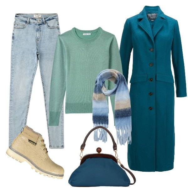 Outfit donna - Il cappotto elegant. Stile Casual chic per Tutti i giorni. Abbinamento con cappotti, sciarpe, maglieria, jeans skinny, clutch, stivali.