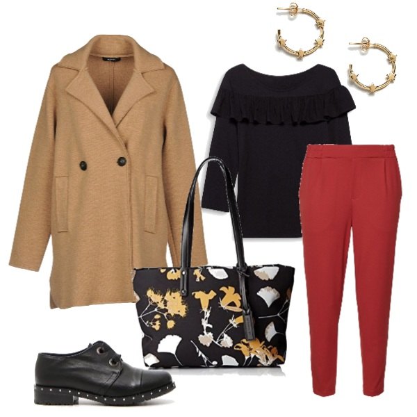 Outfit donna - Stringate. Stile Trendy per Tutti i giorni. Abbinamento con cappotto in lana, maglia a maniche lunghe nero, pantalone crêpe, scarpe stringate stringate nero, borsa a tracolla multicolore, orecchini farfalla in denim argento e oro.