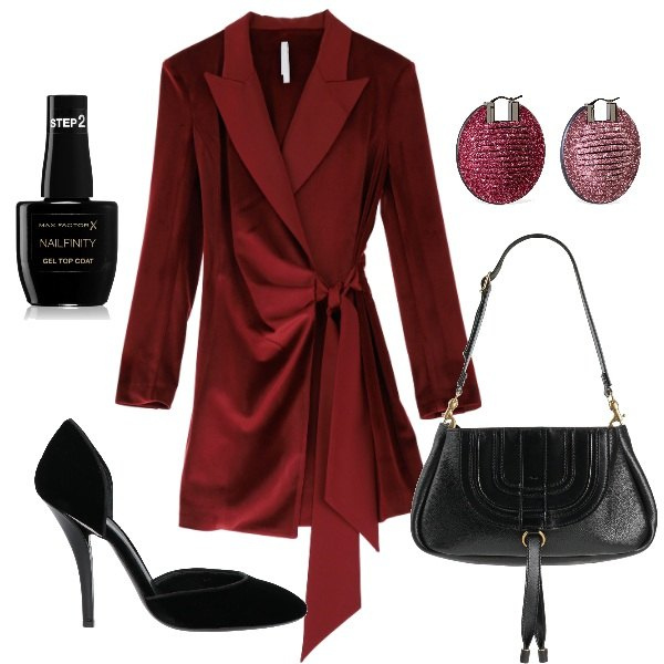 Outfit donna - Serata di capodanno. Stile Chic per Serata fuori. Abbinamento con borse a spalla, décolleté, smalti, vestiti corti, orecchini.