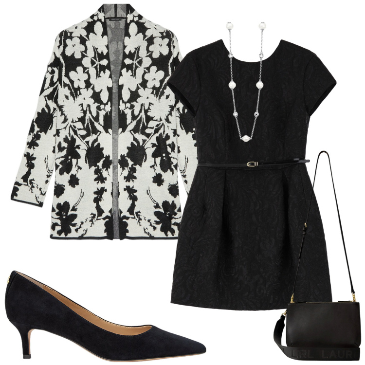 Outfit donna - Wrap dress. Stile Chic per Serata fuori. Abbinamento con collane, vestiti corti, borse a tracolla, décolleté, cardigans.