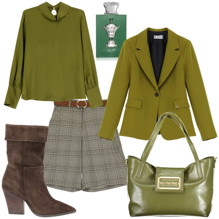 Outfit donna - Outfit verde muschio. Stile Urban per Ufficio. Abbinamento con stivaletti, profumi, blazer, camicie, bermuda, borse a spalla.