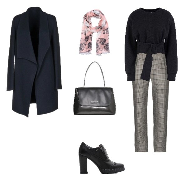 Outfit donna - Urban and chic. Stile Chic per Ufficio. Abbinamento con pantalone senza tasche fantasia con zip in seta con bottoni, pullover senza tasche lavorato a maglia collo tondo a maniche lunghe con fibbia tinta unita, cappotto scollatura profonda a maniche lunghe interno sfoderato in lana tinta unita, sciarpa fantasia floreale, tronchetti con borchie e lacci nero.