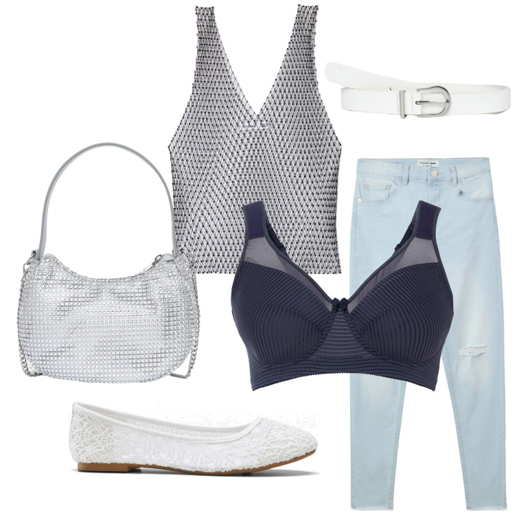 Outfit donna - See-trough. Stile Casual chic per Serata fuori. Abbinamento con reggiseni, ballerine, jeans strappati, top, cinture, borse a spalla.