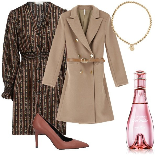 Outfit donna - Serata fuori. Stile Romantica per Serata fuori. Abbinamento con décolleté, vestiti corti, profumi, cappotti, collane.