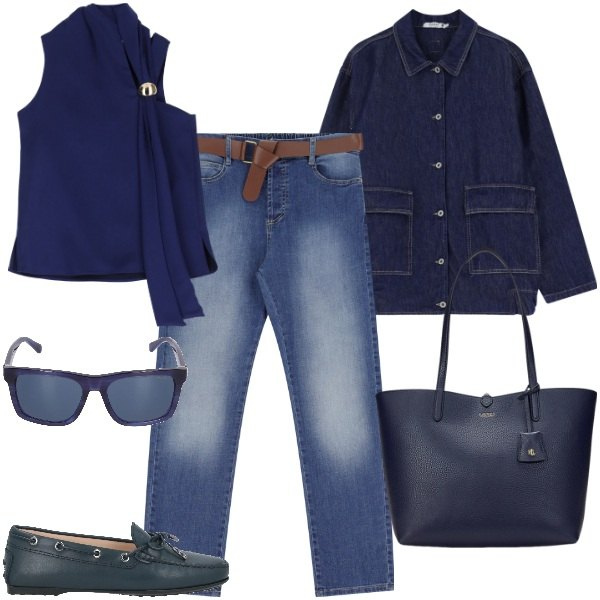 Outfit donna - Blu denim. Stile Trendy per Tutti i giorni. Abbinamento con mocassini, top, jeans dritti, blazer, borse tote, occhiali da sole.