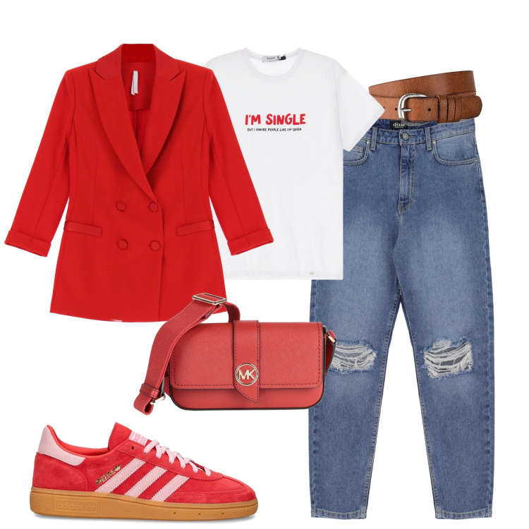 Outfit donna - City. Stile Casual chic per Tutti i giorni. Abbinamento con cinture, borse a tracolla, t-shirt, blazer, jeans strappati, sneakers.