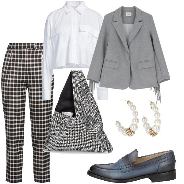 Outfit donna - Dettagli che fanno la differenza. Stile Trendy per Serata fuori. Abbinamento con mocassini, camicie, pantaloni, blazer, orecchini, borse a spalla.