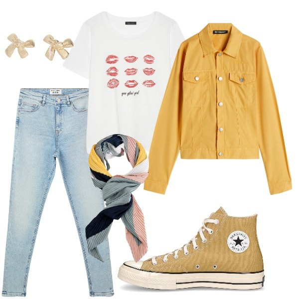 Outfit donna - Aspettando la primavera. Stile Trendy per Tutti i giorni. Abbinamento con jeans skinny, blazer, orecchini, sneakers, t-shirt, foulard.