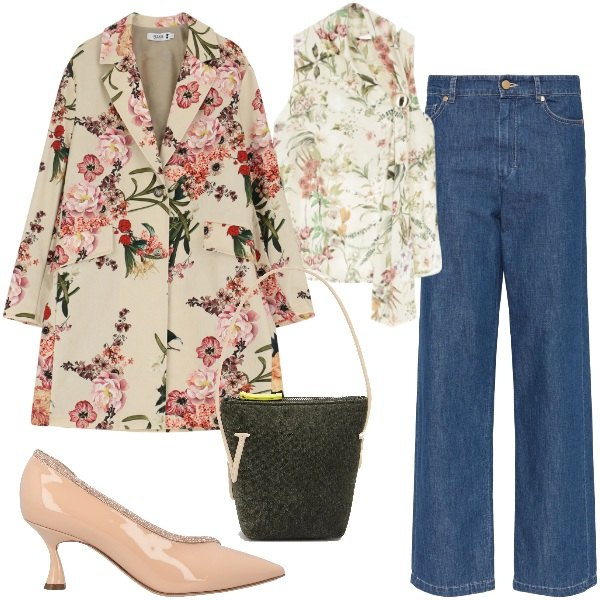 Outfit donna - Profumo di fiori. Stile Trendy per Serata fuori. Abbinamento con décolleté, trench, top, borse a spalla, jeans dritti.