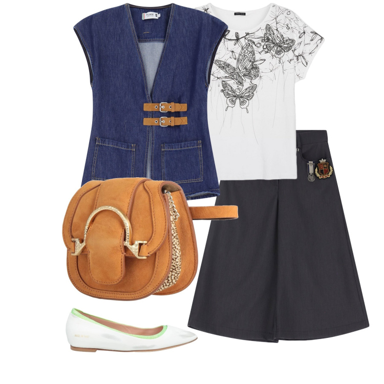 Outfit donna - Borsello arancione. Stile Casual chic per Tutti i giorni. Abbinamento con marsupi, ballerine, gilet, bermuda, t-shirt.