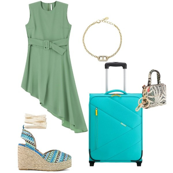 Outfit donna - Imperial per i tuoi viaggi. Stile Romantica per Ufficio. Abbinamento con braccialetti, vestiti corti, zeppe, portachiavi, valigie.