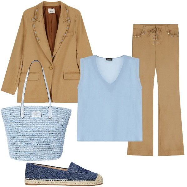 Outfit donna - Casual Chic con Originalità:. Stile Casual chic per Tutti i giorni. Abbinamento con blazer, pantaloni, top, espadrillas, borse tote.