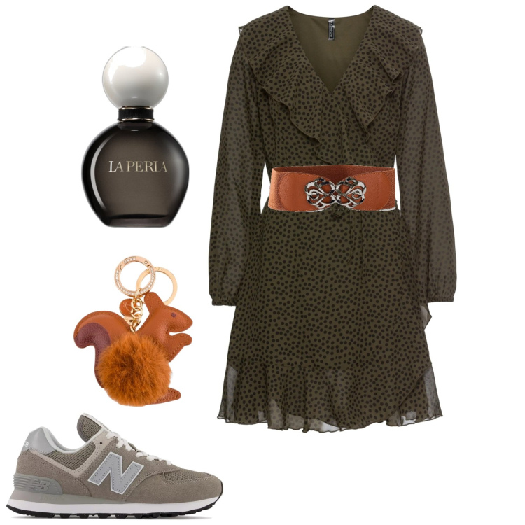 Outfit donna - L\'abito a pois verde oliva. Stile Casual per Tutti i giorni. Abbinamento con vestiti, cinture, profumi, sneakers, portachiavi.