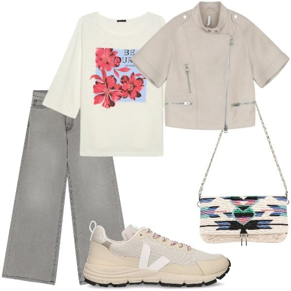 Outfit donna - A spasso per la città. Stile Casual chic per Tutti i giorni. Abbinamento con borse a spalla, giacche, jeans, t-shirt, sneakers.