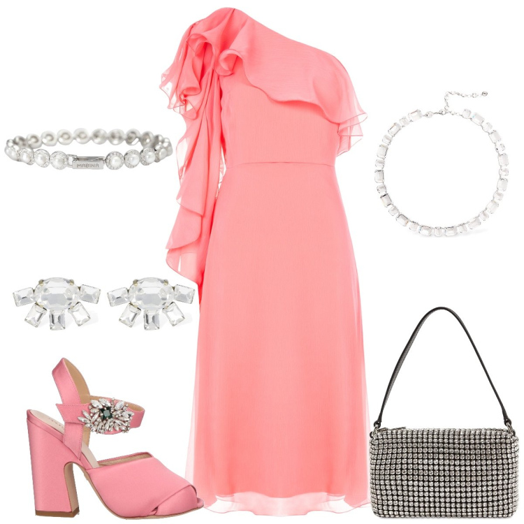 Outfit donna - La madre della sposa. Stile Glamour per Cerimonia. Abbinamento con sandali in pelle, vestiti asimmetrici, braccialetti, collane, borse a mano, orecchini.