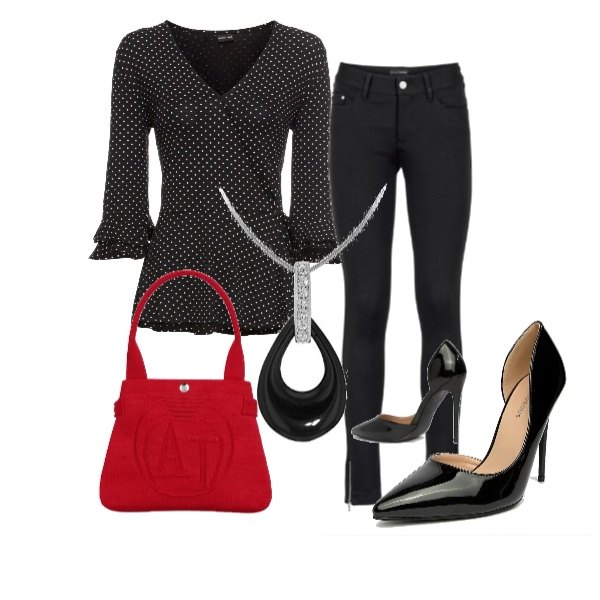 Outfit donna - Una maglia a pois. Stile Sexy per Serata fuori. Abbinamento con pantaloni, maglia a portafoglio con volant fantasia bianco, shopping bag lavorato a maglia, décolleté pianta larga nero, collana argento.