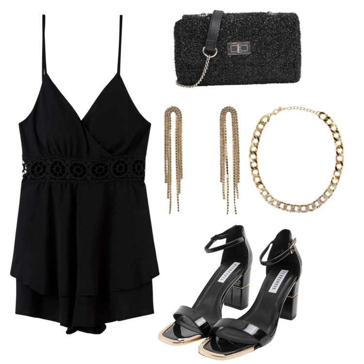 Outfit donna - La mini jumpsuite con inserti macramé. Stile Glamour per Serata fuori. Abbinamento con collane, sabot, tuta corta, orecchini, borse a tracolla.