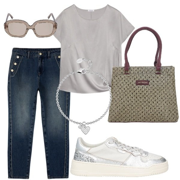 Outfit donna - A spasso per la città. Stile Casual per Tutti i giorni. Abbinamento con sneakers, braccialetti con ciondoli, bluse, occhiali da sole, borse a spalla, jeans.