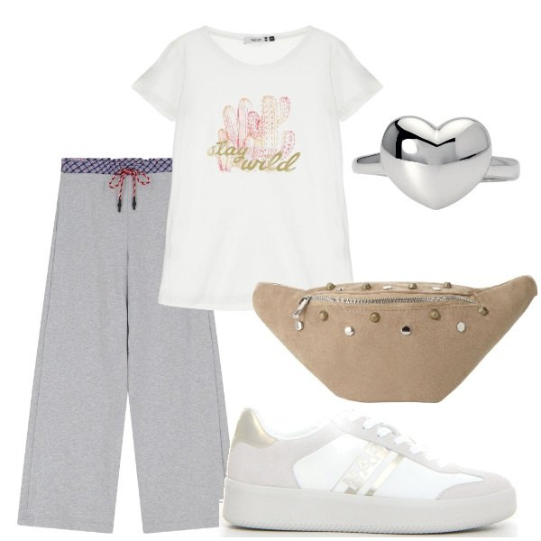 Outfit donna - La comodità del marsupio. Stile Casual per Tutti i giorni. Abbinamento con anelli, t-shirt, marsupi, pantaloni, sneakers.