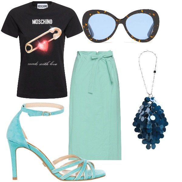 Outfit donna - la piccola chic mini bag. Stile Glamour per Tutti i giorni. Abbinamento con gonne longuette, borse a mano, sandali col tacco, t-shirt, occhiali da sole.