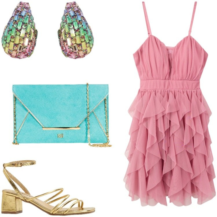 Outfit donna - Serata disco. Stile Glamour per Serata fuori. Abbinamento con sandali col tacco, vestiti corti, pochette, orecchini.