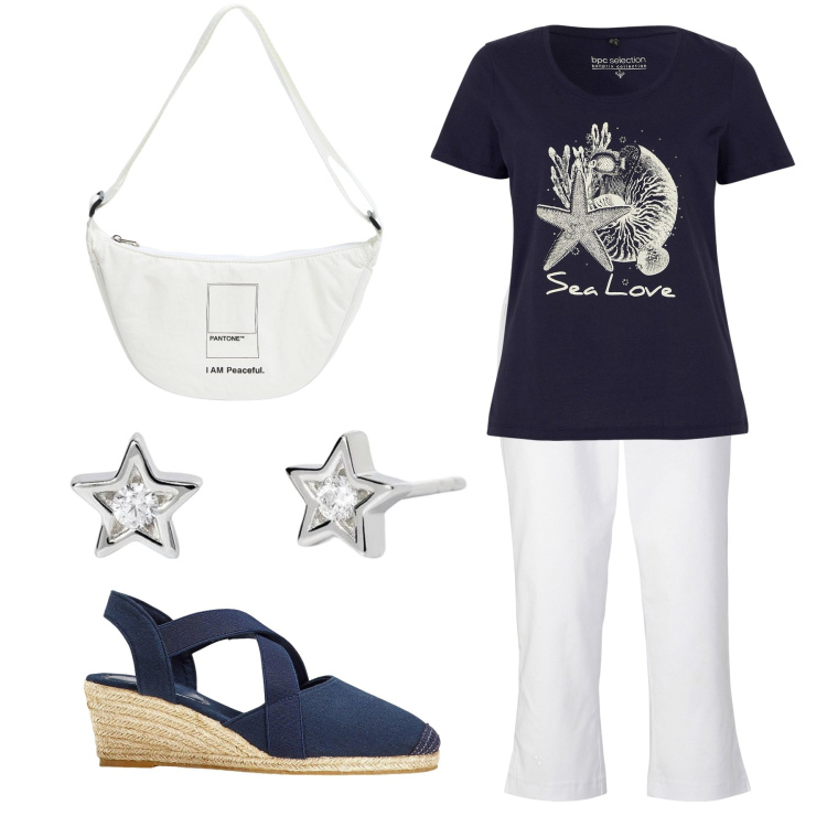 Outfit donna - Ispirazione marina. Stile Basic per Tutti i giorni. Abbinamento con sandali col tacco, pantaloni capri, t-shirt, marsupi, orecchini.