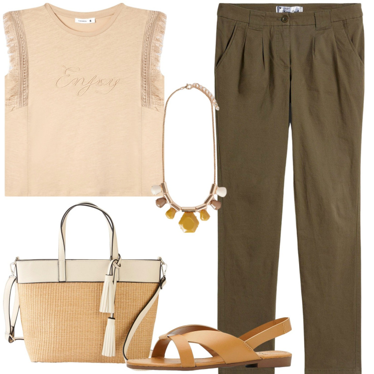 Outfit donna - Enjoy. Stile Casual per Tutti i giorni. Abbinamento con pantaloni chino, sandali, shopping bag, t-shirt, collane.