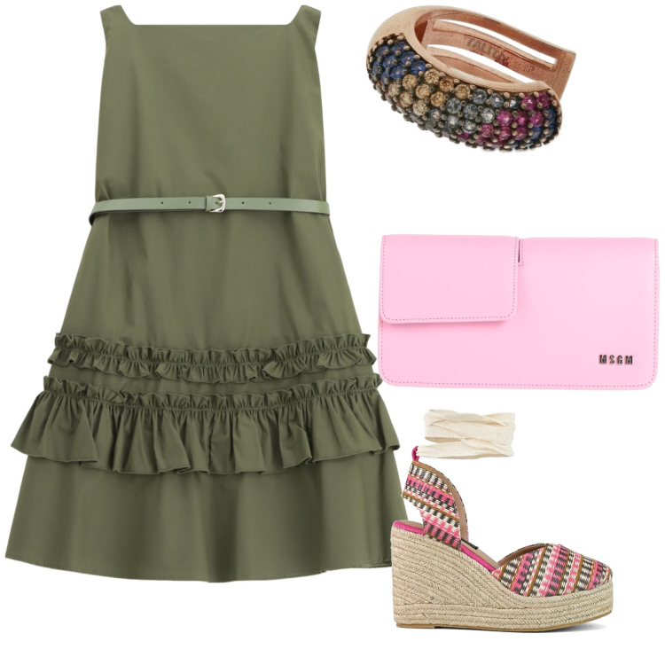 Outfit donna - Ormai estate. Stile Glamour per Tutti i giorni. Abbinamento con borse a mano, vestiti corti, zeppe, orecchini.