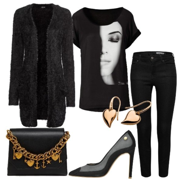 Outfit donna - Cardigan in tessuto peloso e t-shirt. Stile Trendy per Tutti i giorni. Abbinamento con cardigans, maglia con stampa nero, scarpe, jeans skinny nero, borsa a tracolla, orecchini pendenti in oro rosa argento.
