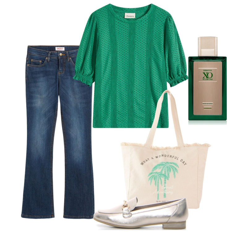 Outfit donna - Smeraldo e denim. Stile Casual chic per Tutti i giorni. Abbinamento con jeans bootcut, bluse, shopping bag, profumi, mocassini.