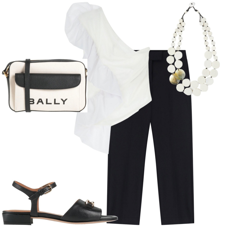 Outfit donna - I pantaloni capri. Stile Casual chic per Tutti i giorni. Abbinamento con borse a tracolla, sandali in pelle, pantaloni corti, top, ciondoli.