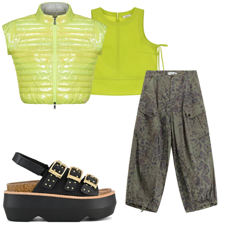 Outfit donna - Cargo. Stile Military per Tutti i giorni. Abbinamento con pantaloni cargo, top, blazer, sandali col tacco.