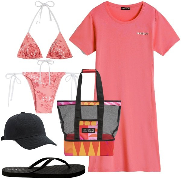 Outfit donna - Al mare. Stile Basic per Mare. Abbinamento con cappelli, borse tote, infradito, vestiti corti, bikini, bikini.