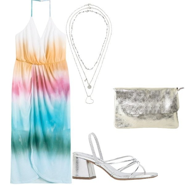 Outfit donna - Pronti per uscire. Stile Glamour per Serata fuori. Abbinamento con vestiti lunghi, collane, sandali col tacco, borse a tracolla.