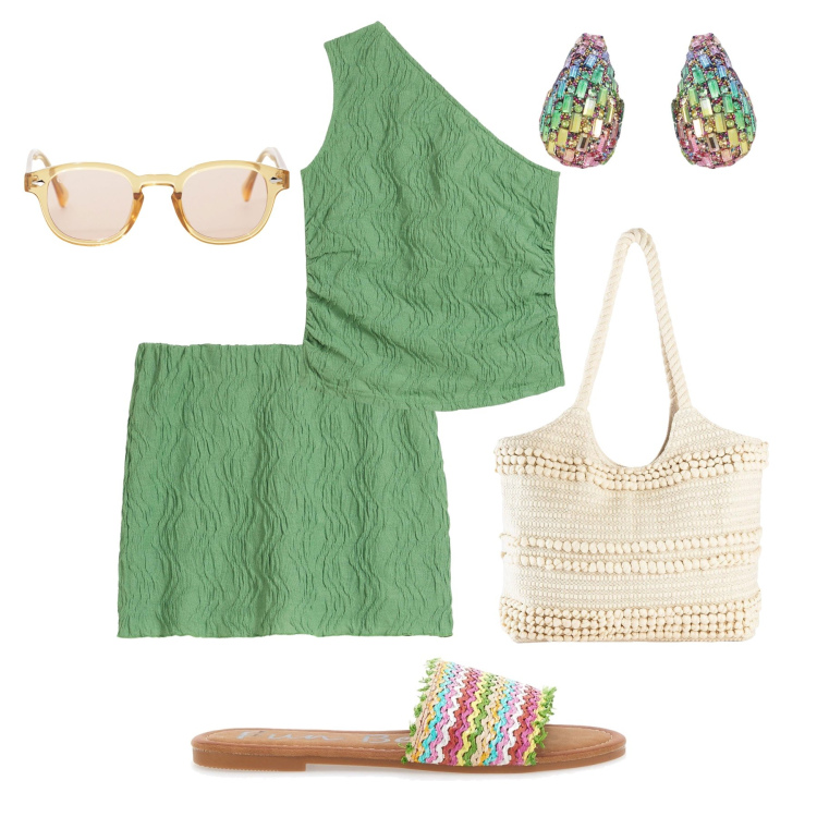 Outfit donna - Un completo da lungomare. Stile Trendy per Tutti i giorni. Abbinamento con shopping bag, top, minigonne, occhiali da sole, orecchini, ciabatte.