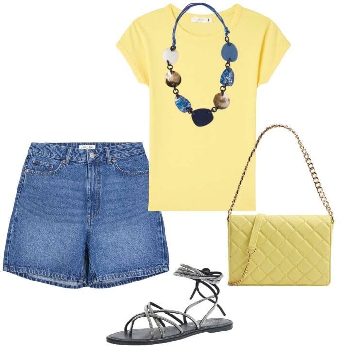 Outfit donna - Con amiche. per Mare. Abbinamento con bermuda, t-shirt, sandali alla schiava, borse a tracolla, collane.