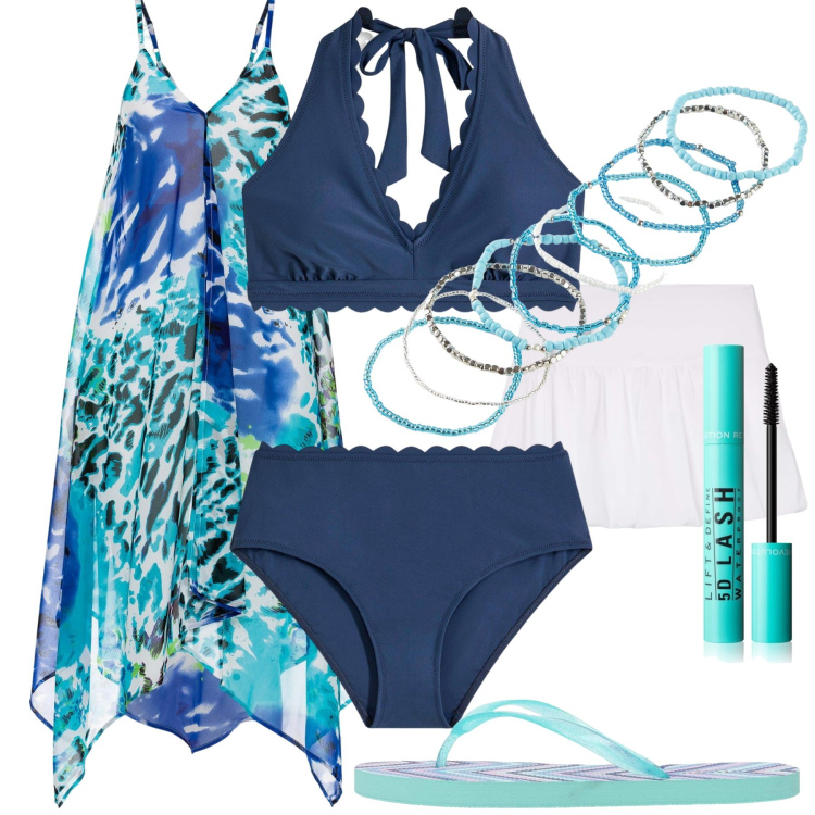 Outfit donna - Mare azzurro. Stile Boho per Mare. Abbinamento con bikini, vestiti da spiaggia, braccialetti, mascara, infradito, minigonne.