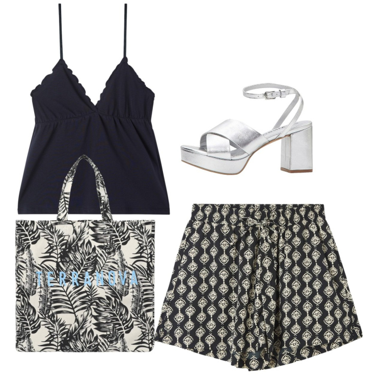 Outfit donna - Chic col tacco. Stile Casual chic per Serata fuori. Abbinamento con sandali col tacco, shorts, borse tote, canottiere.
