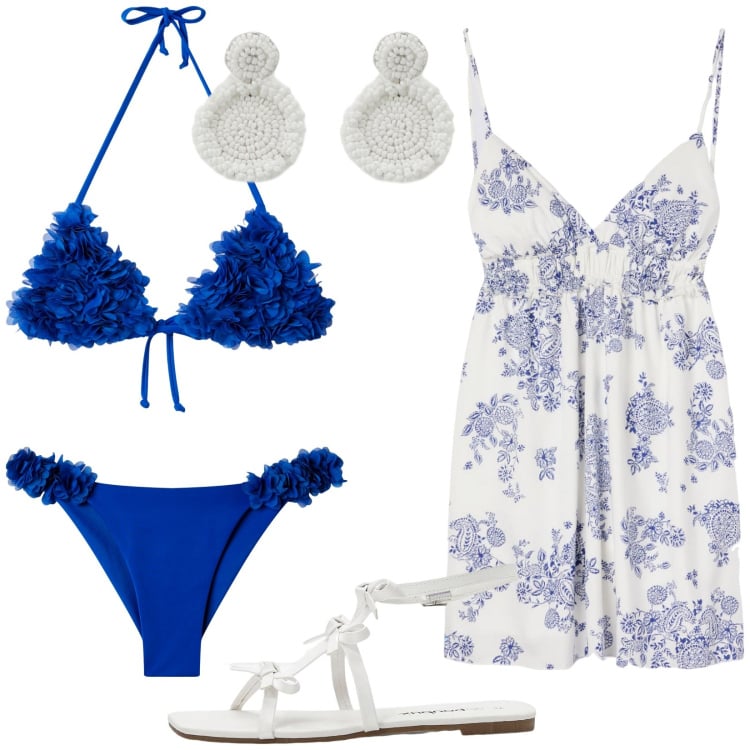 Outfit donna - Estate italiana. Stile Trendy per Mare. Abbinamento con sandali, vestiti corti, bikini, bikini, orecchini.