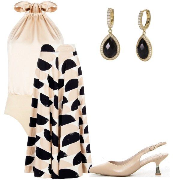 Outfit donna - spalle in evidenza. Stile Casual per Serata fuori. Abbinamento con body, gonne longuette, orecchini, décolleté.