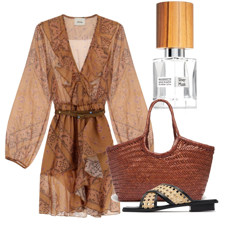 Outfit donna - Amber july. Stile Boho per Tutti i giorni. Abbinamento con profumi, vestiti corti, shopping bag, sandali in pelle.