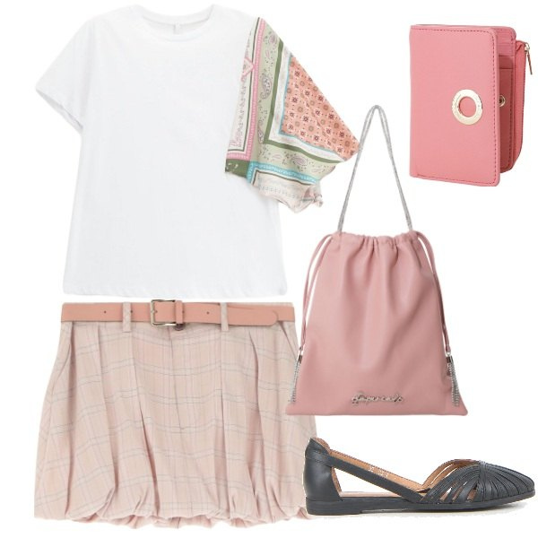 Outfit donna - Imperial - Summer Sale SS25. Stile Preppy per Tutti i giorni. Abbinamento con minigonne, portafogli, borse a secchiello, t-shirt, ballerine.