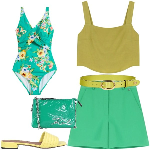 Outfit donna - Intero a fiori. Stile Basic per Mare. Abbinamento con costumi interi, borse a mano, sandali in pelle, shorts, top, cinture.