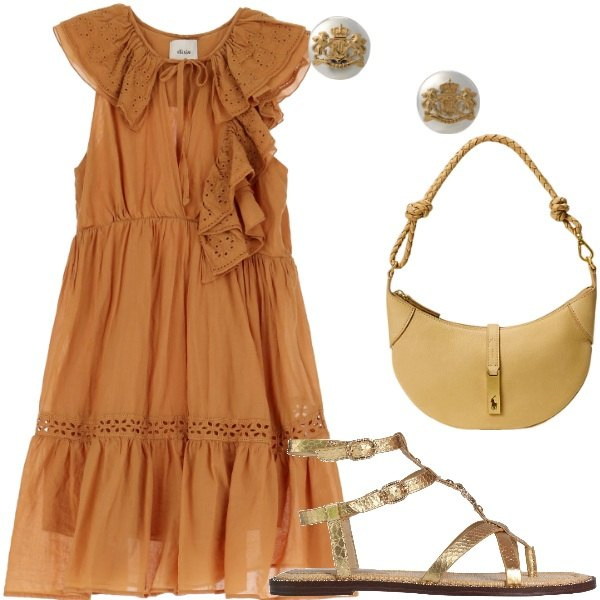 Outfit donna - Le serate di Luglio. Stile Casual chic per Serata fuori. Abbinamento con infradito, orecchini, borse a spalla, vestiti corti.