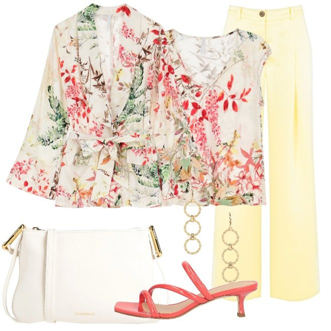 Outfit donna - Giacca kimono stampa a fiorni. Stile Bon Ton per Cerimonia. Abbinamento con sandali col tacco, borse a tracolla, pantaloni, blazer, top, orecchini.