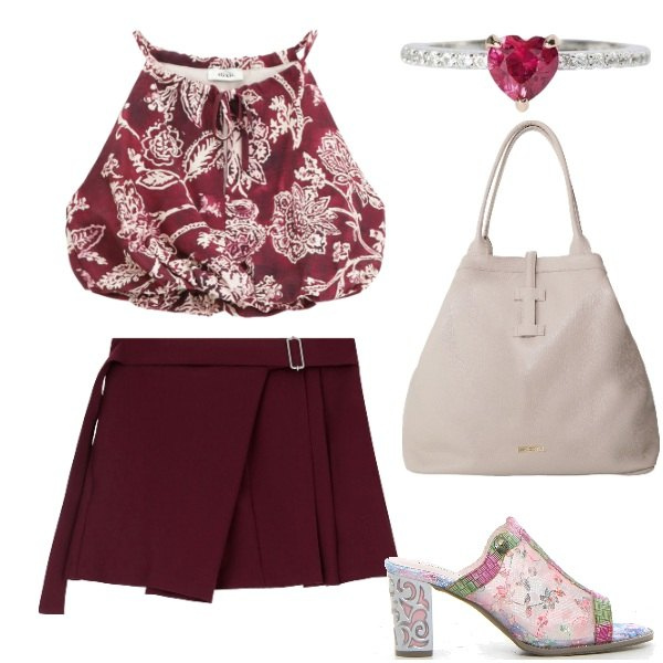 Outfit donna - Serata tra amici. Stile Casual chic per Serata fuori. Abbinamento con anelli, minigonne, borse tote, top, sabot.