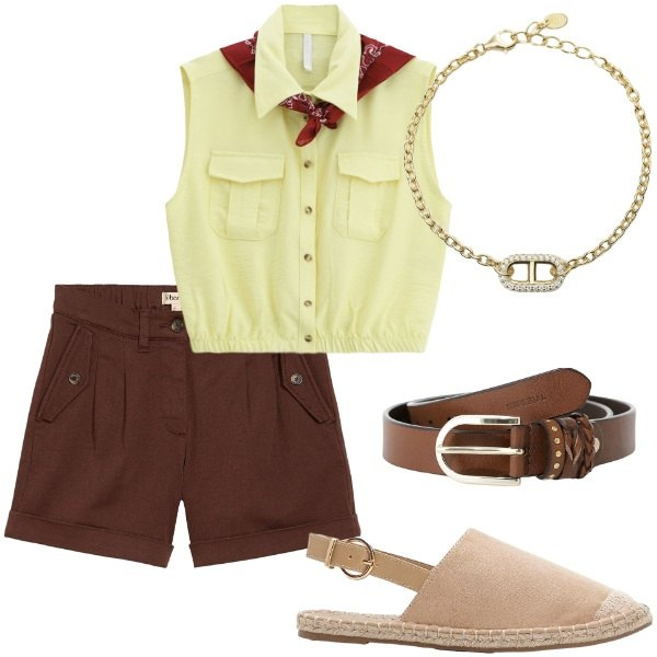 Outfit donna - Outifit di luglio. Stile Casual per Tutti i giorni. Abbinamento con espadrillas, shorts, braccialetti, cinture, camicie.