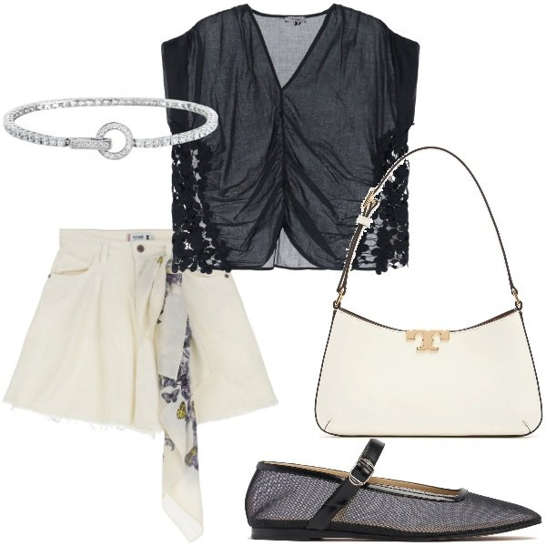 Outfit donna - Serata tra amici. Stile Casual chic per Serata fuori. Abbinamento con braccialetti, shorts, t-shirt, borse a spalla, ballerine.